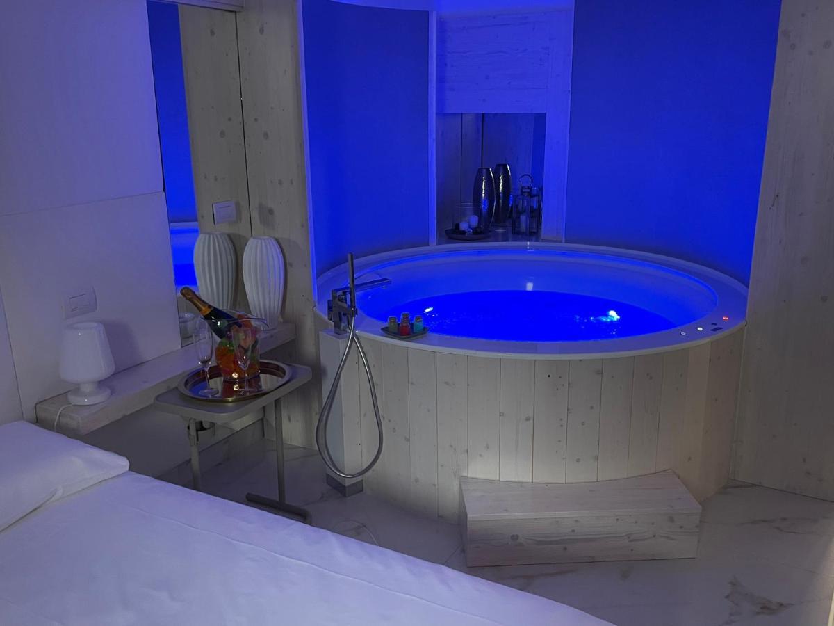 Suite Albatros - Luxury Room Bisceglie Esterno foto