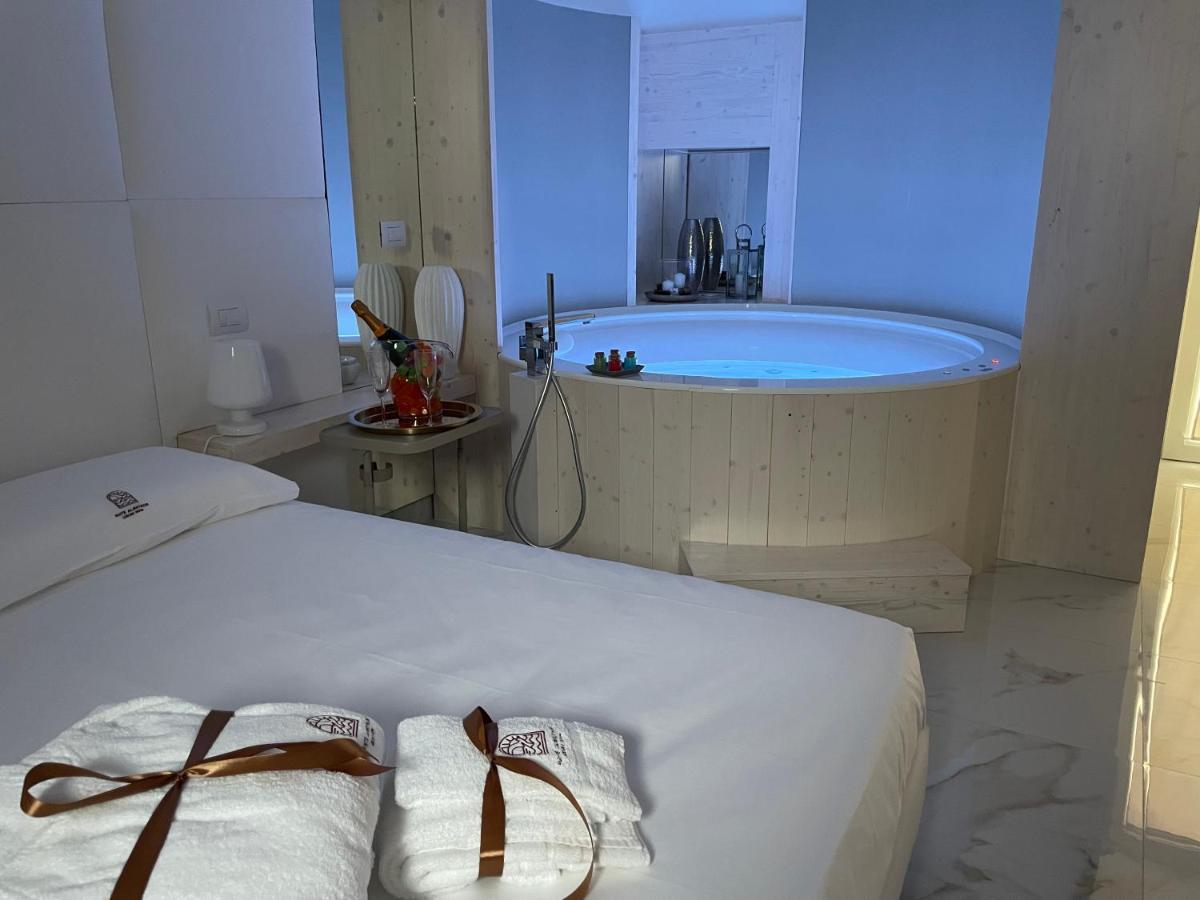 Suite Albatros - Luxury Room Bisceglie Esterno foto